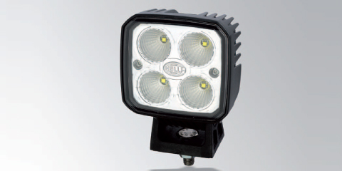 Novedad mundial en faros de trabajo: El Q90 LED de HELLA de la serie Thermo Pro