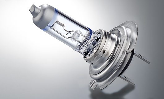 New standards in the halogen area with bulbs from HELLA.