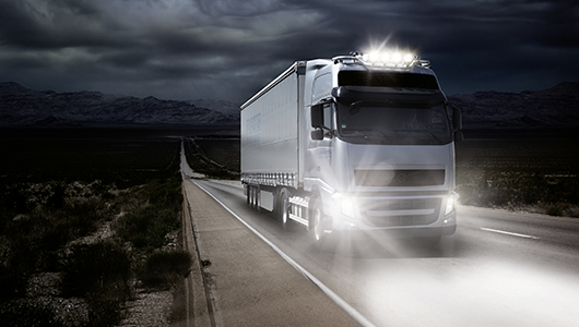 High-quality bulbs for every area of use of commercial vehicles from HELLA.