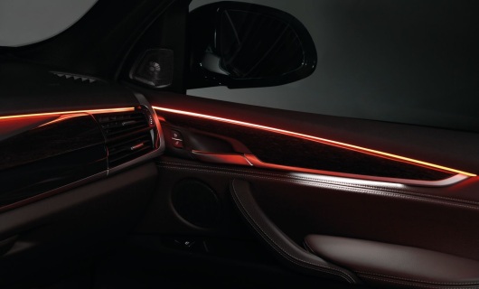 RGB-LED aplinkos apšvietimas, BMW X5