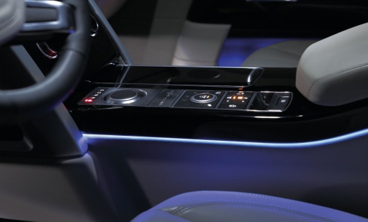 RGB-LED aplinkos apšvietimas, „Land Rover“