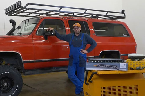 AusfahrtTV: Chevy with HELLA lamps