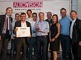 Kamislav Fadel (third from left), Member of the Executive Board Business Division Lighting, accepted the OttoCar awards on behalf of the company.