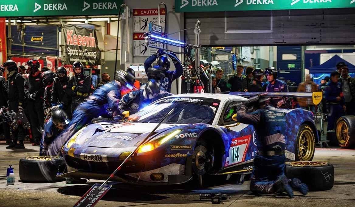 24-stunden-rennen-hella-pagid