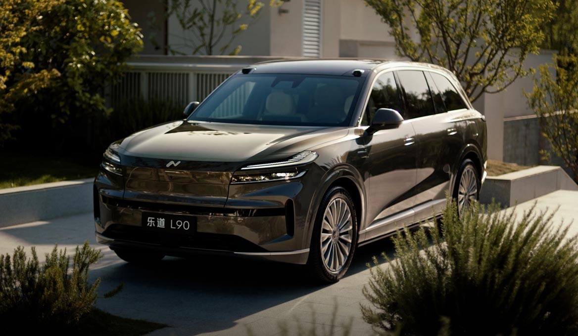 FORVIA HELLA ontwikkelt intelligente koplamp voor NIO's nieuwe merk ONVO L90