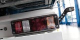Wielofunkcyjna lampa tylna HELLA w samochodzie ciężarowym
